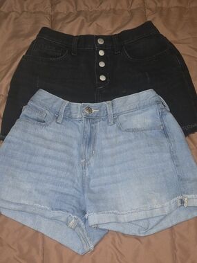 Old Navy Two-Pair Jean Shorts - Light Blue & Black Girls Size 16 Like New